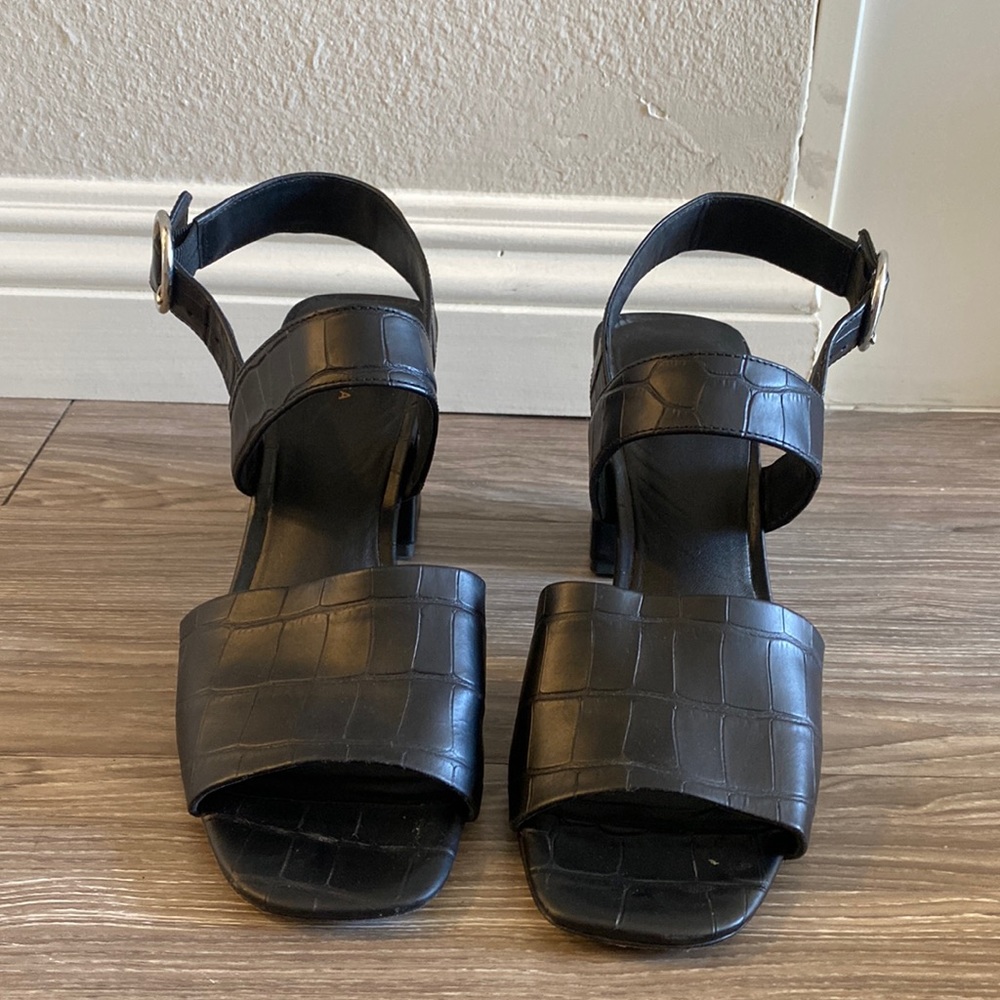 Via Spiga Black Block Heels